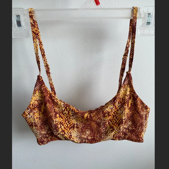 Out from under bikini top and bottom - Picture 3 of 4